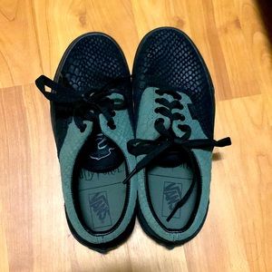VANS Harry Potter Slytherin Shoes